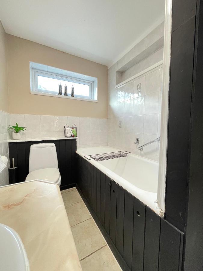 Lovely Dog Friendly, 3 Bed Home Sleeps 8, With Parking & Fenced Garden Work Contractor Leisure, Jasper CBG Eksteriør bilde
