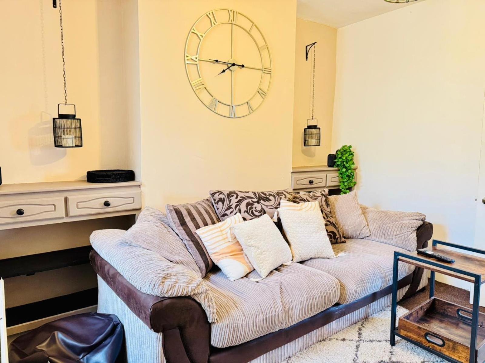 Lovely Dog Friendly, 3 Bed Home Sleeps 8, With Parking & Fenced Garden Work Contractor Leisure, Jasper CBG Eksteriør bilde