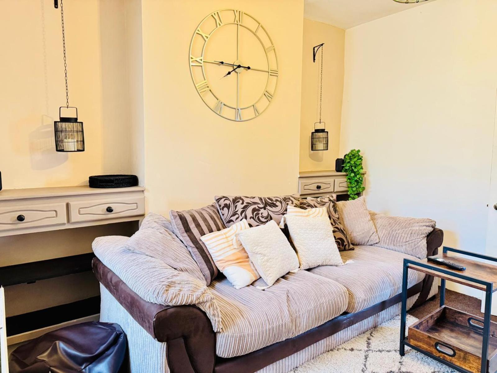 Lovely Dog Friendly, 3 Bed Home Sleeps 8, With Parking & Fenced Garden Work Contractor Leisure, Jasper CBG Eksteriør bilde