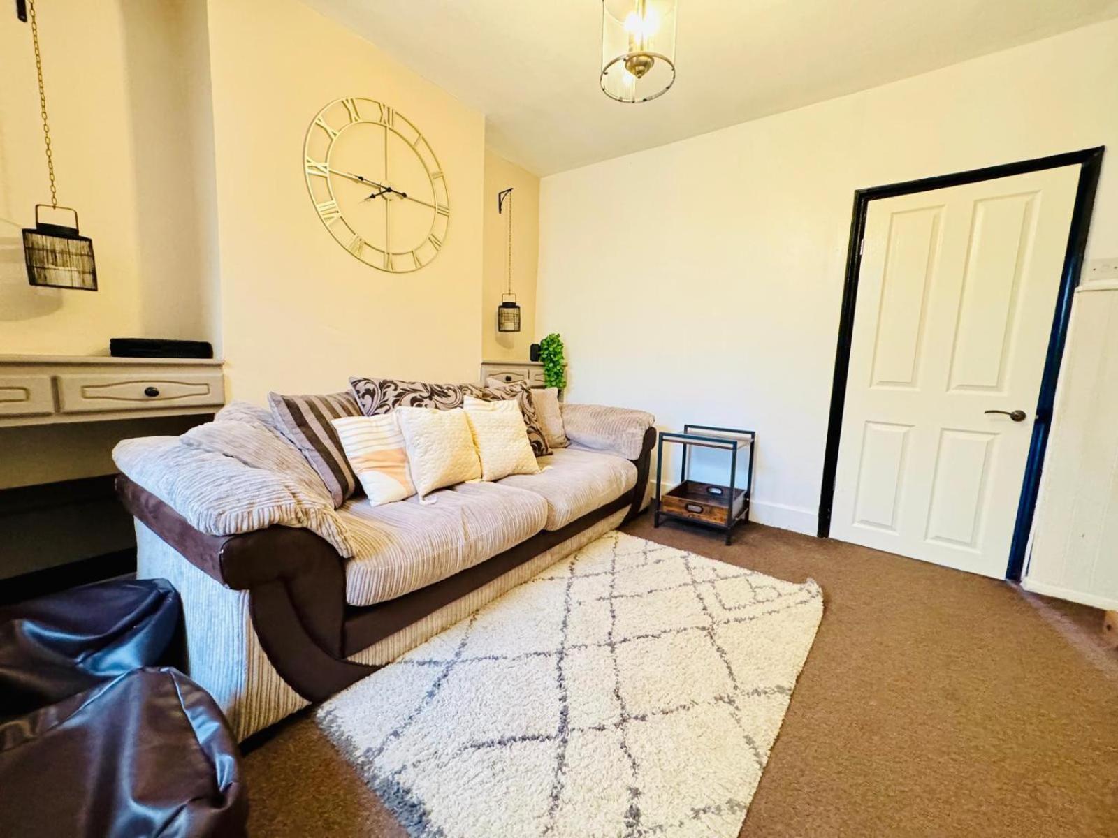 Lovely Dog Friendly, 3 Bed Home Sleeps 8, With Parking & Fenced Garden Work Contractor Leisure, Jasper CBG Eksteriør bilde