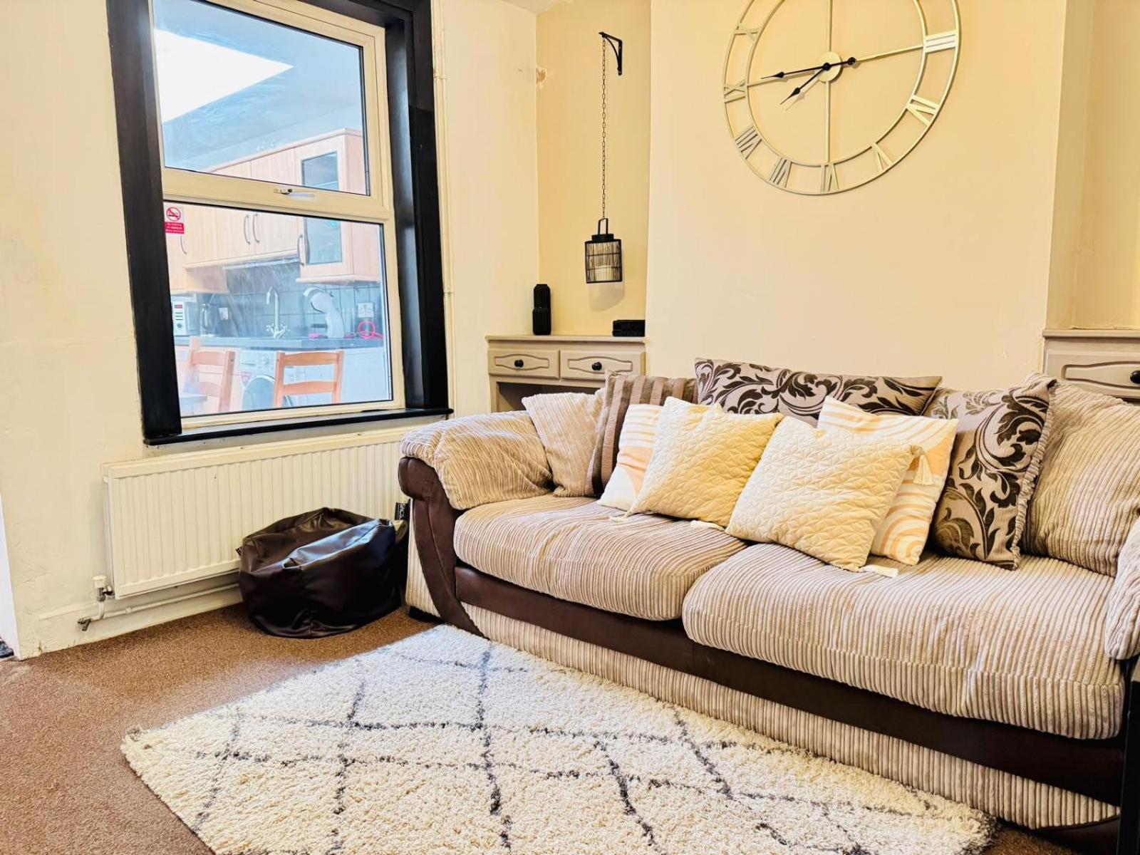 Lovely Dog Friendly, 3 Bed Home Sleeps 8, With Parking & Fenced Garden Work Contractor Leisure, Jasper CBG Eksteriør bilde